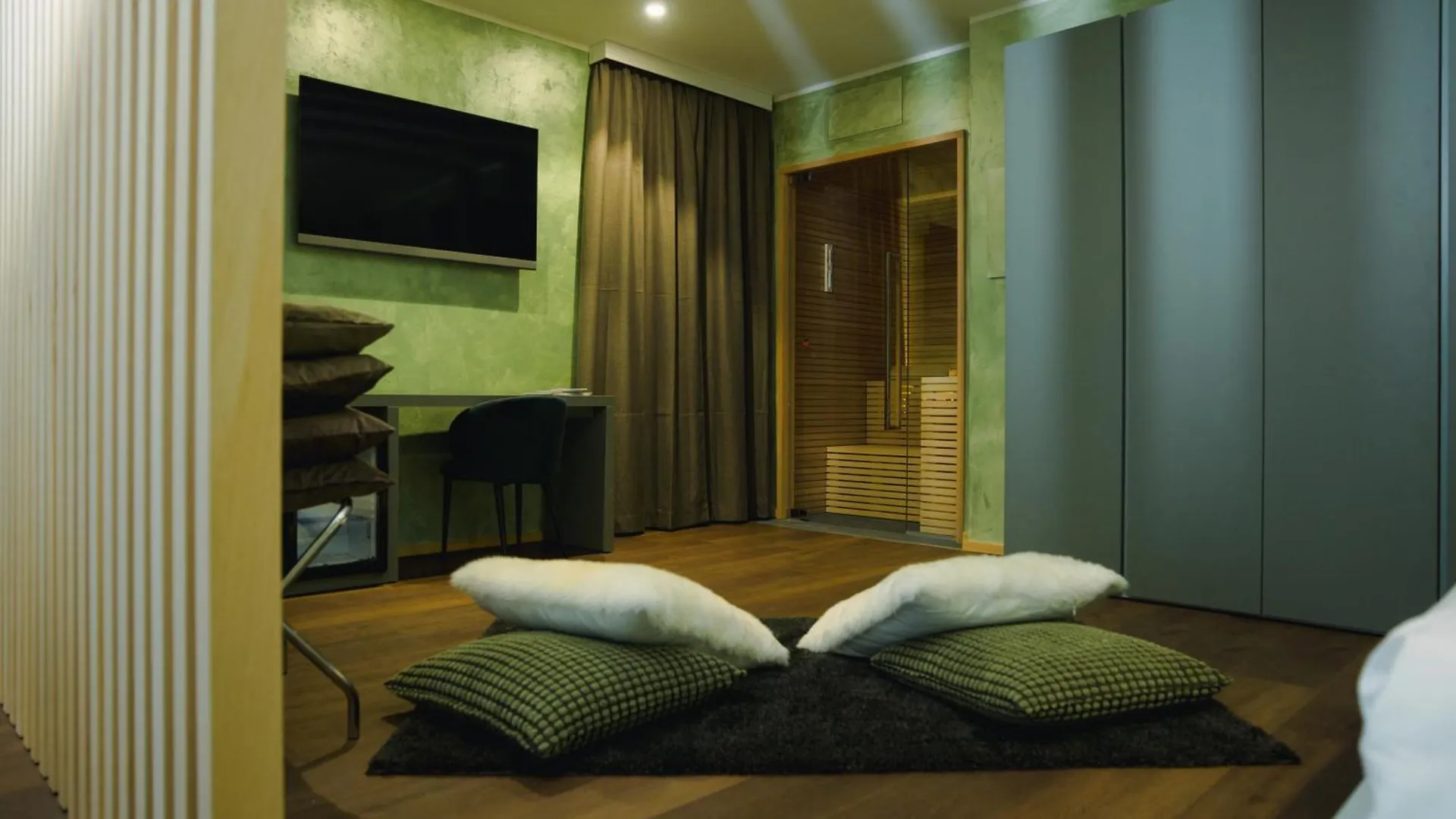 Roccaverde Hotel Breno 4*,  Italy